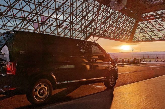 Taichung to Taoyuan Airport (TPE) Private Transfer by tripool