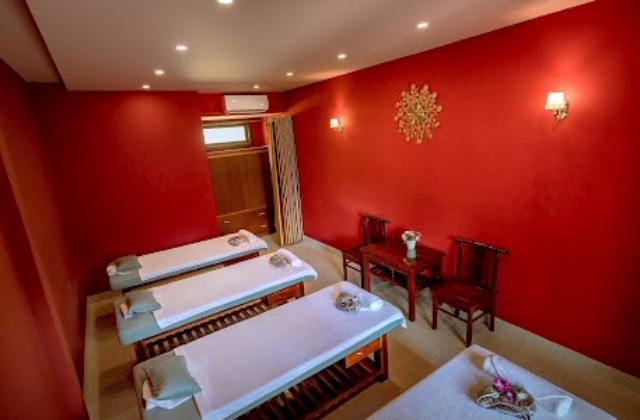 푸꾸옥 휴스파 앤 라운지 (한국인 직원 상주, 킹콩마트 근처)