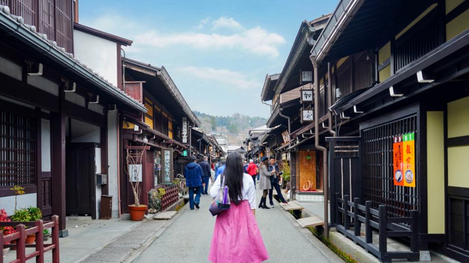 Shirakawago & Takayama Day Tour from Nagoya (WAUG Exclusive)