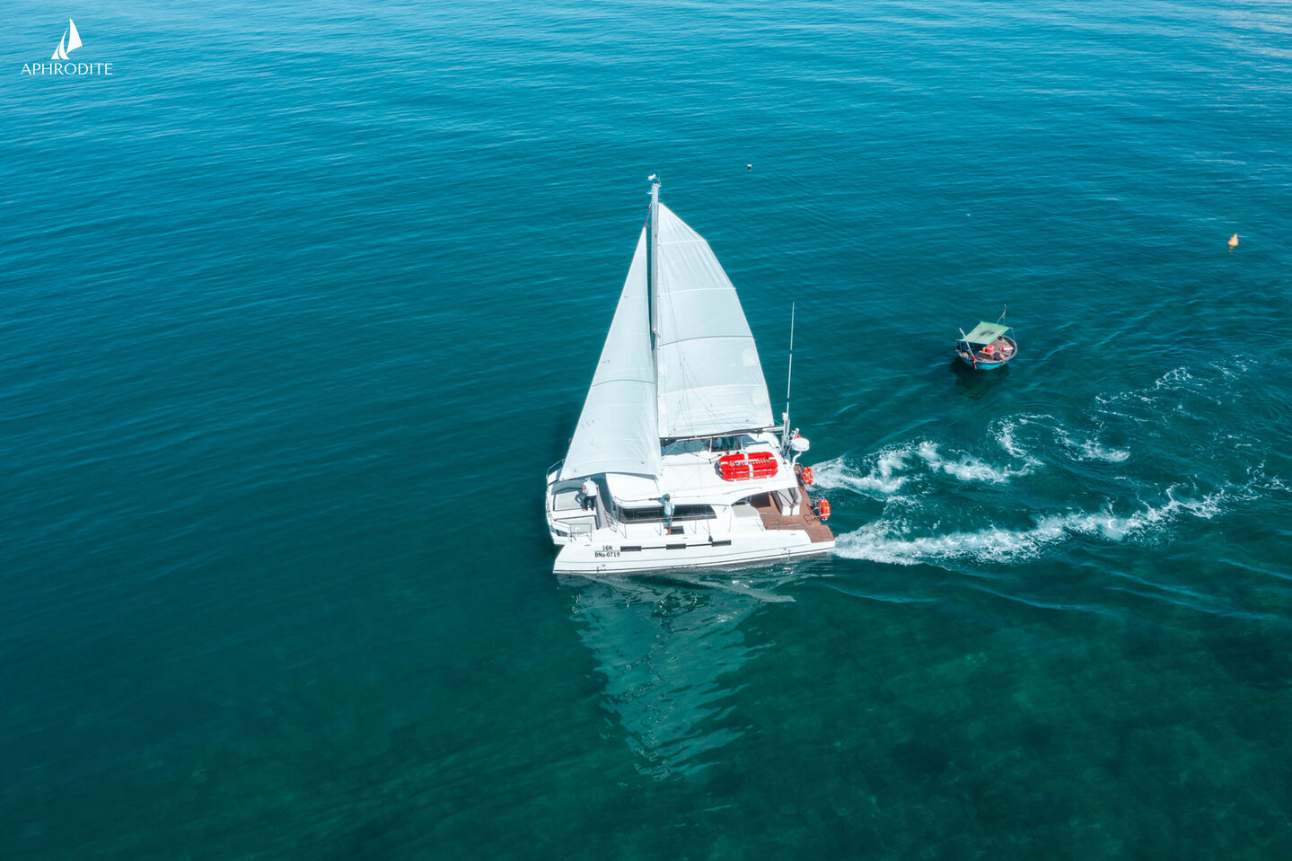 [다낭고스트] 미케비치 요트 호핑 투어