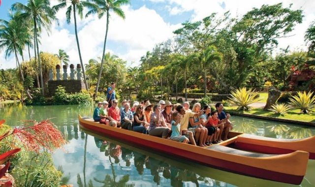 [단독투어] 하와이 팔리 전망대 + 할레이바 올드타운 + 폴리네시안민속촌/월마트 일일 투어 (한인 가이드 / 8시간)