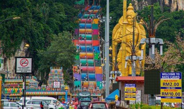 쿠알라룸푸르 반딧불 & 블루티어스 디스커버리 투어 (신형 VIP 밴 차량)