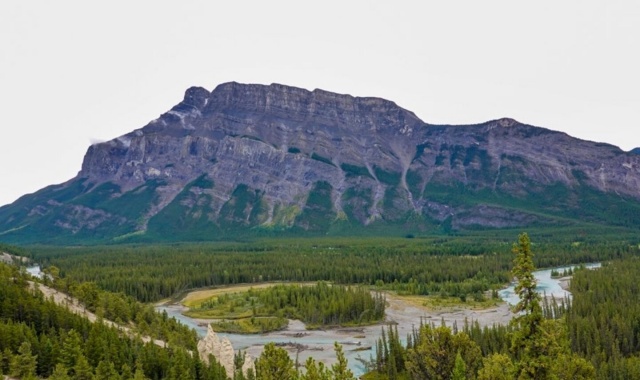 [당일투어] 캘거리/밴프/캔모어 출발: 로키 명소 & 밴프 곤돌라 혹은 온천을 만나는 프라이빗 투어