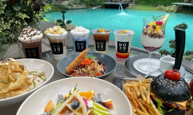 [왓우몽, 왓파랏, No.39 cafe, 픽업 & 샌딩포함] 치앙마이 도이수텝 야경 투어