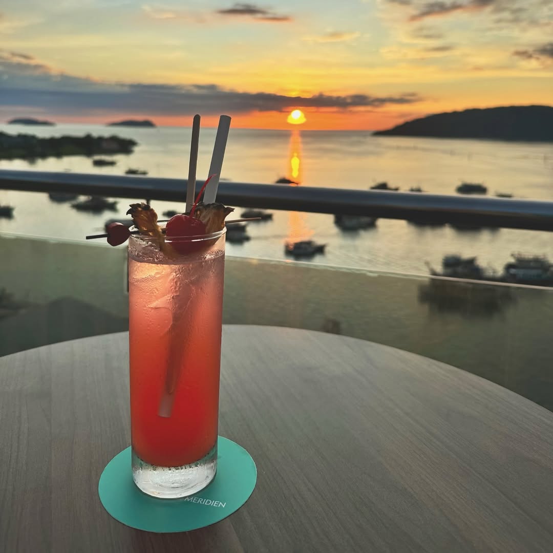 Kota Kinabalu: Le Méridien Rooftop Bar Discount Reservation