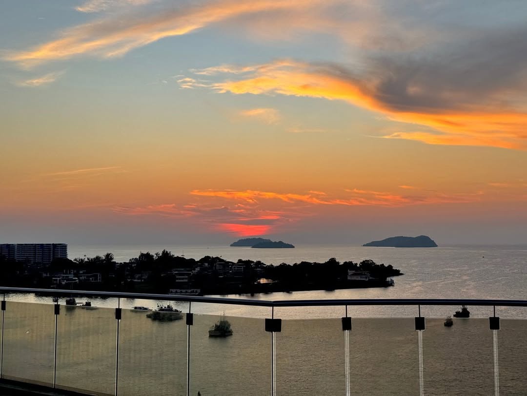 Kota Kinabalu: Le Méridien Rooftop Bar Discount Reservation