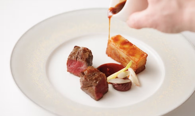 도쿄 베이지 알랭 뒤카스 레스토랑 - 미쉐린 2스타