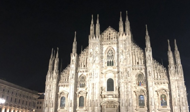 걸어서 이태리 속으로, 색다른 밀라노 시내 야경 투어