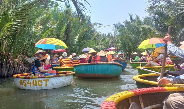 호이안 코코넛숲 바구니배 & 게 낚시 체험 투어