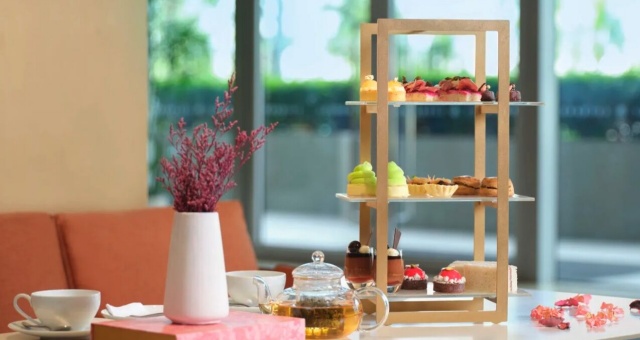 마닐라 랜슨 플레이스 호텔 CYAN 사이안 뷔페