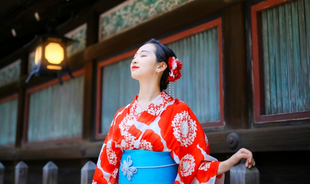 도쿄 기모노 렌탈샵 레이 카미나리몬점