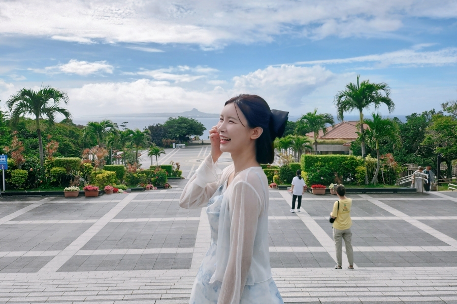 오키나와 북부 버스투어 - 츄라우미 수족관 & 만좌모 / 비세마을, 비세후쿠기, 코우리대교