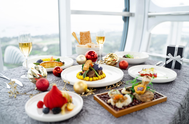 싱가포르 플라이어 다이닝 익스피리언스 - 165 스카이 다이닝, 슬링 & 프리미엄 샴페인