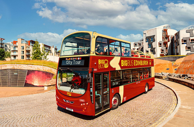 Big Bus Edinburgh Hop-on Hop-off Tour (1/2 Days)
