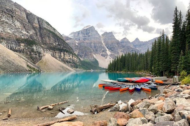 Banff Moraine & Louise Lake & Yoho National Park Tour