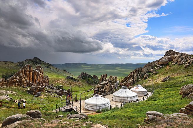 울란바토르 출발: 테를지 국립공원 반일 조인 투어