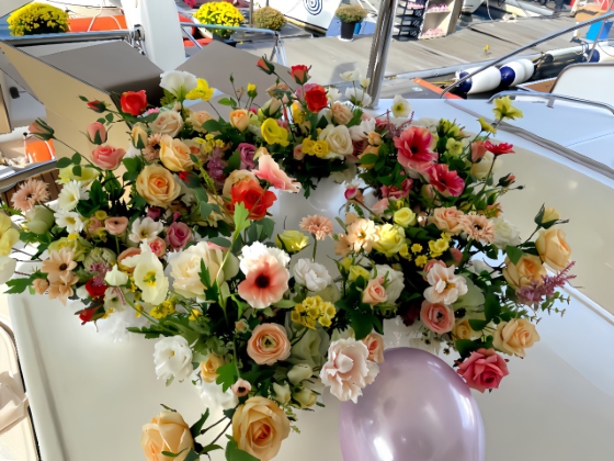 Busan Haeundae : 'I LOVE YOU Yacht' Proposal Private Yacht Tour