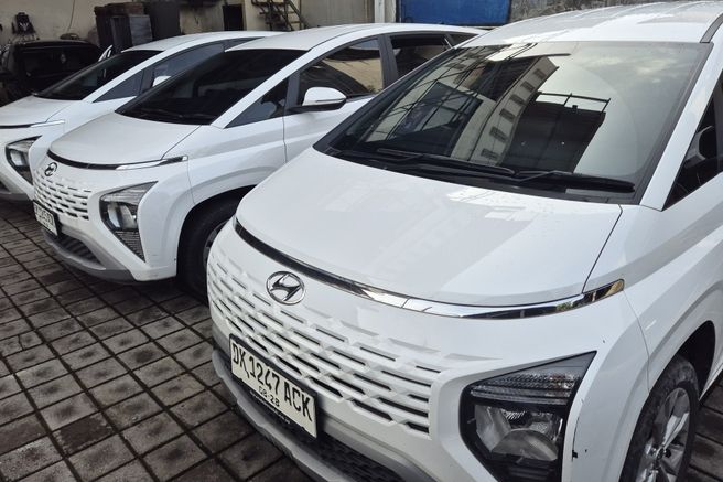 バリ・プライベートカーレンタルツアー