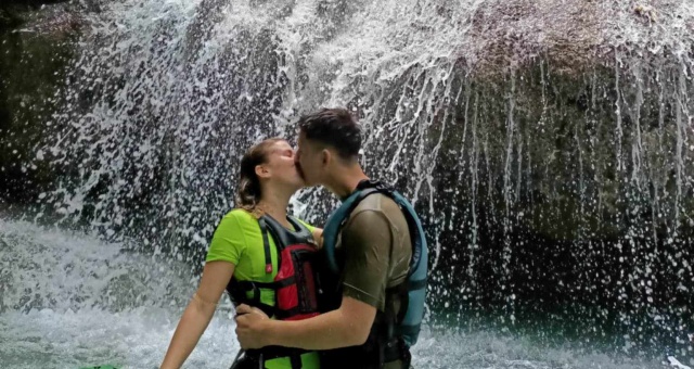 세부 오슬롭 고래상어 & 투말록 폭포 & 모알보알 스노클링 투어 (패스트트랙 포함)