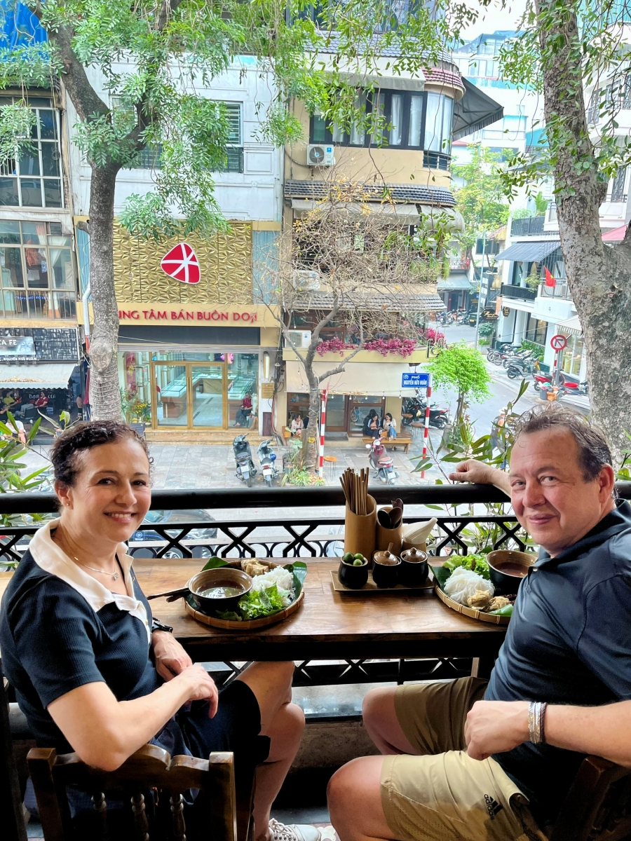 하노이 하이라이트 베스파 스쿠터 투어 - 로컬, 문화 그리고 길거리 음식 (WAUG Exclusive)