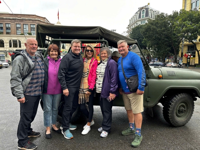 하노이 로컬 지프 투어 - 음식, 문화 그리고 진짜 재미! (WAUG Exclusive)