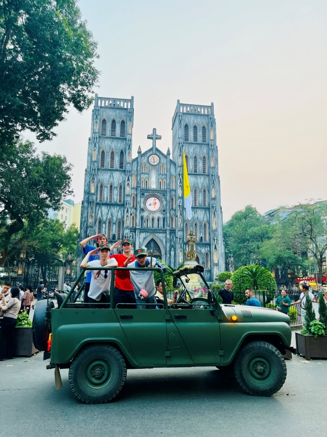 하노이 로컬 지프 투어 - 음식, 문화 그리고 진짜 재미! (WAUG Exclusive)