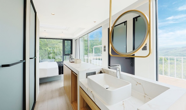 연길 출발: 용정 일일 투어 (온천 & 호텔 포함)