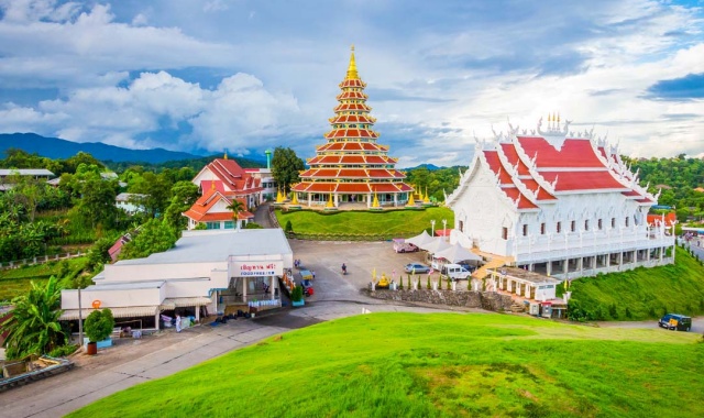 치앙라이 필수 코스 프라이빗 일일 투어 (픽업/드랍, 입장권 포함)