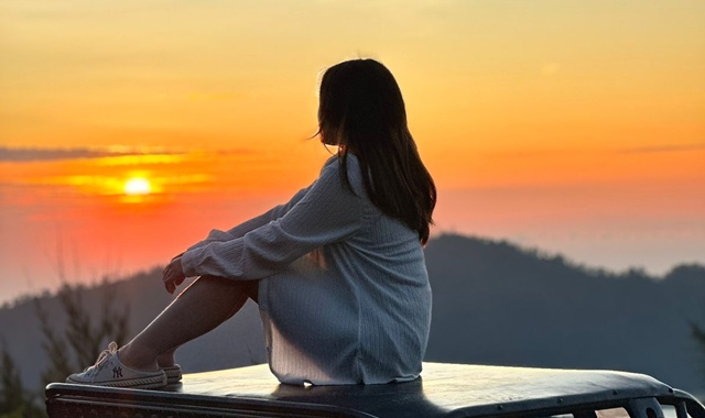 Bali: Mount Batur Sunrise & Floating Temple Jeep Tour