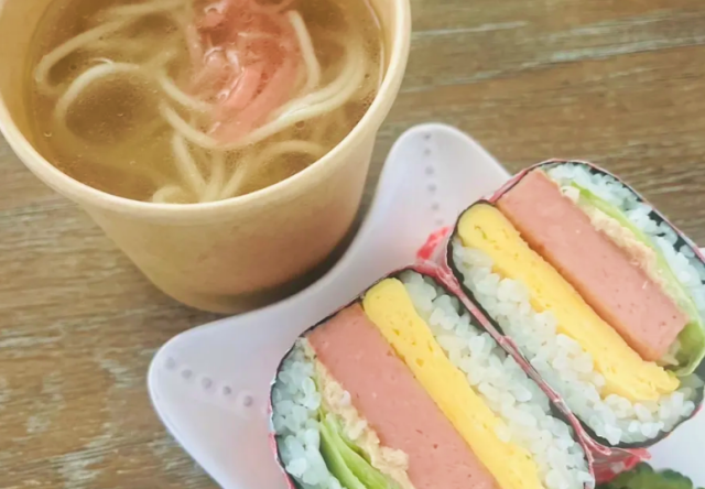 LeaLea Shuttle Bus Blue Cave Snorkeling, Lunch Included