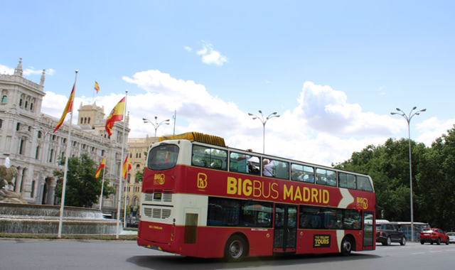 Madrid : Big Bus City Tour (Single Ride / Night Tour / Segovia & Toledo Tour)
