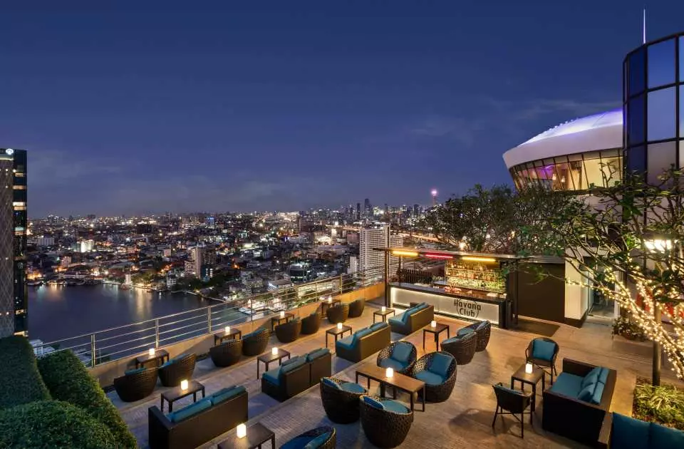 Bangkok Ten Six Hundred Hotel Dark Waters Rooftop Bar