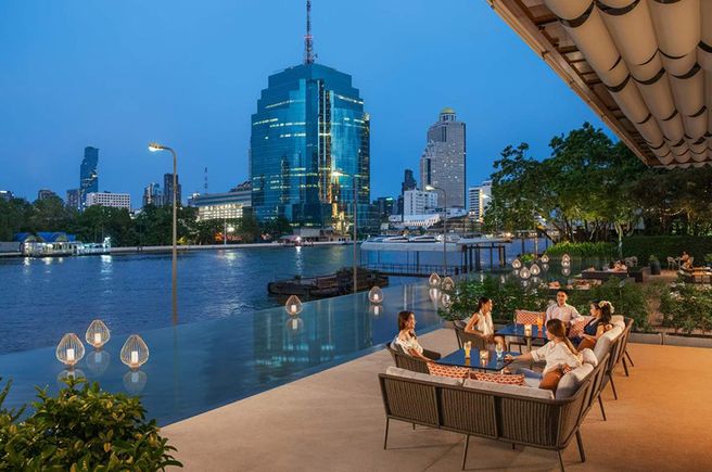 Bangkok Millennium Hilton Hotel Flow Restaurant
