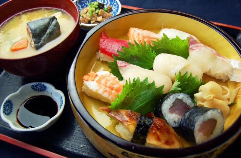 YokaBus Nanzoin Bronze Buddha and Itoshima Totoro Forest & Sakurai Futamigaura