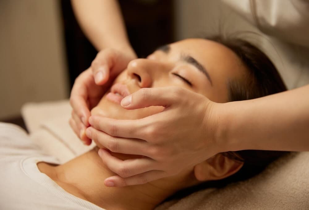 도쿄 아이살롱 아모르 요요기