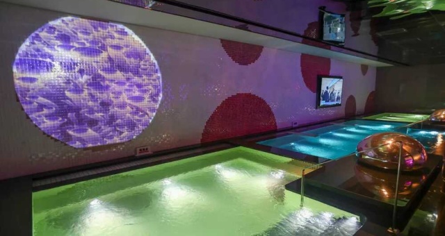 대련 럭셔리 사우나 (과일 & 음료 무제한)