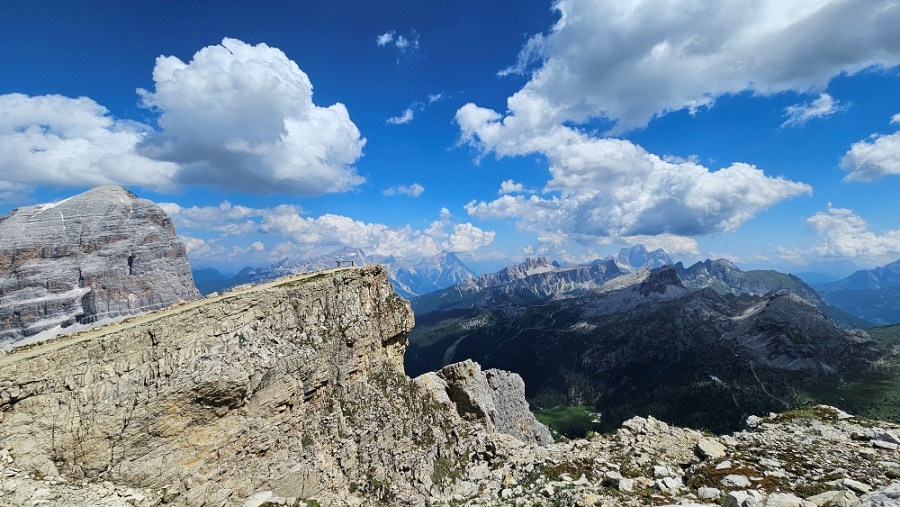 [하나투어유럽] 베네치아 출발: 유럽 알프스의 낙원 돌로미티 핵심 투어