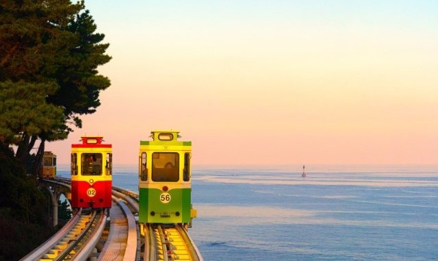釜山・海雲台ブルーラインパークスカイカプセル&海辺列車搭乗券