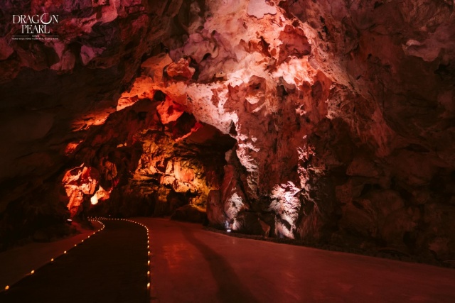 Dragon Pearl Cave Dining Style Show