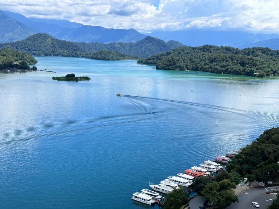 타이중 일월담, 고미습지 일일 버스 투어