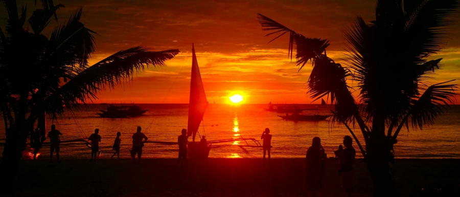 보라카이 화이트 비치 세일링 보트 투어