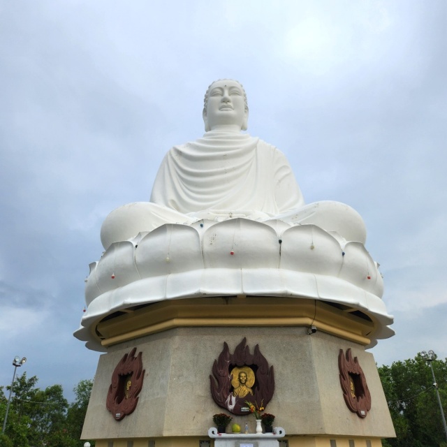 [산티아고] 한국어 가이드 나트랑 반나절 오전/오후 시내 투어 (포나가르 사원, 담시장, 롱선사)