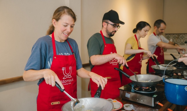 Bangkok Udomsuk Thai Cooking Class