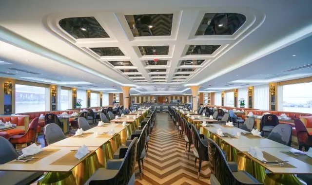 ルナ·ハロン·デイ·クルーズ: ハロン湾、スンソ洞窟、ティートップ島