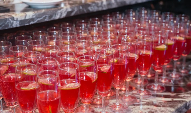 5つ星ルナハロンクルーズで楽しむ特別なダイニング