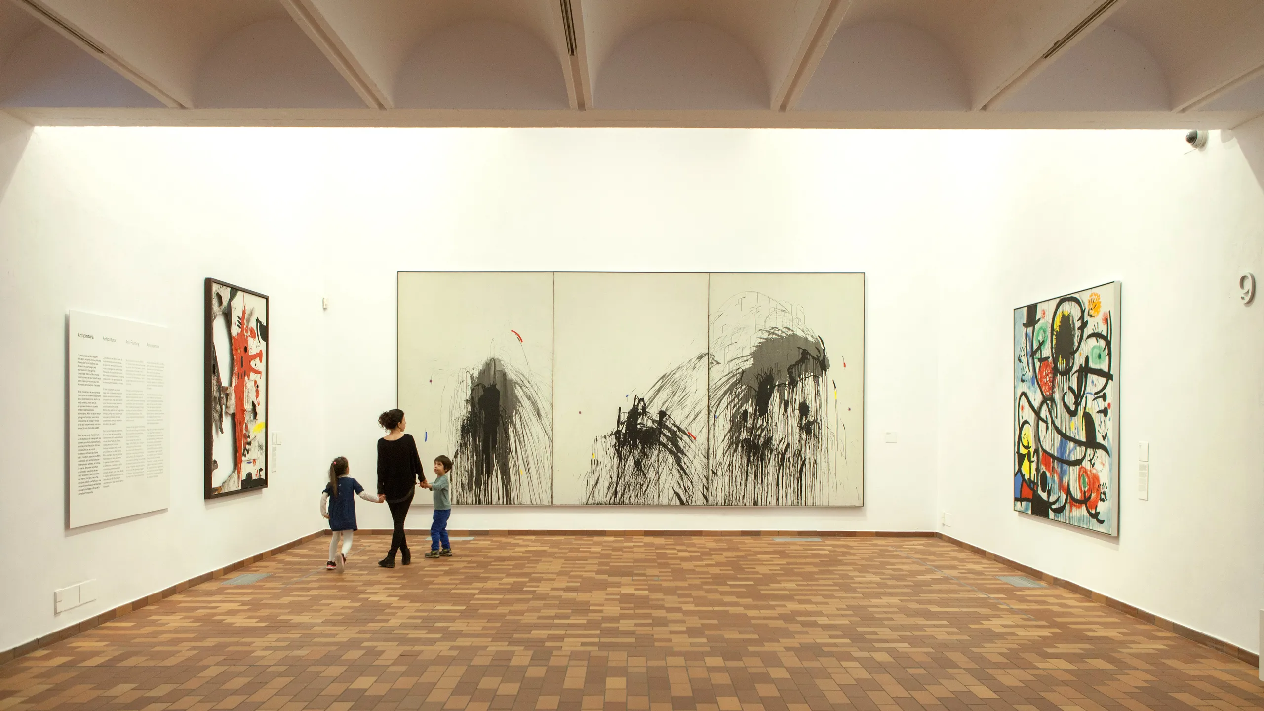 バルセロナ・ジョアンミロ美術館ファストトラックチケット