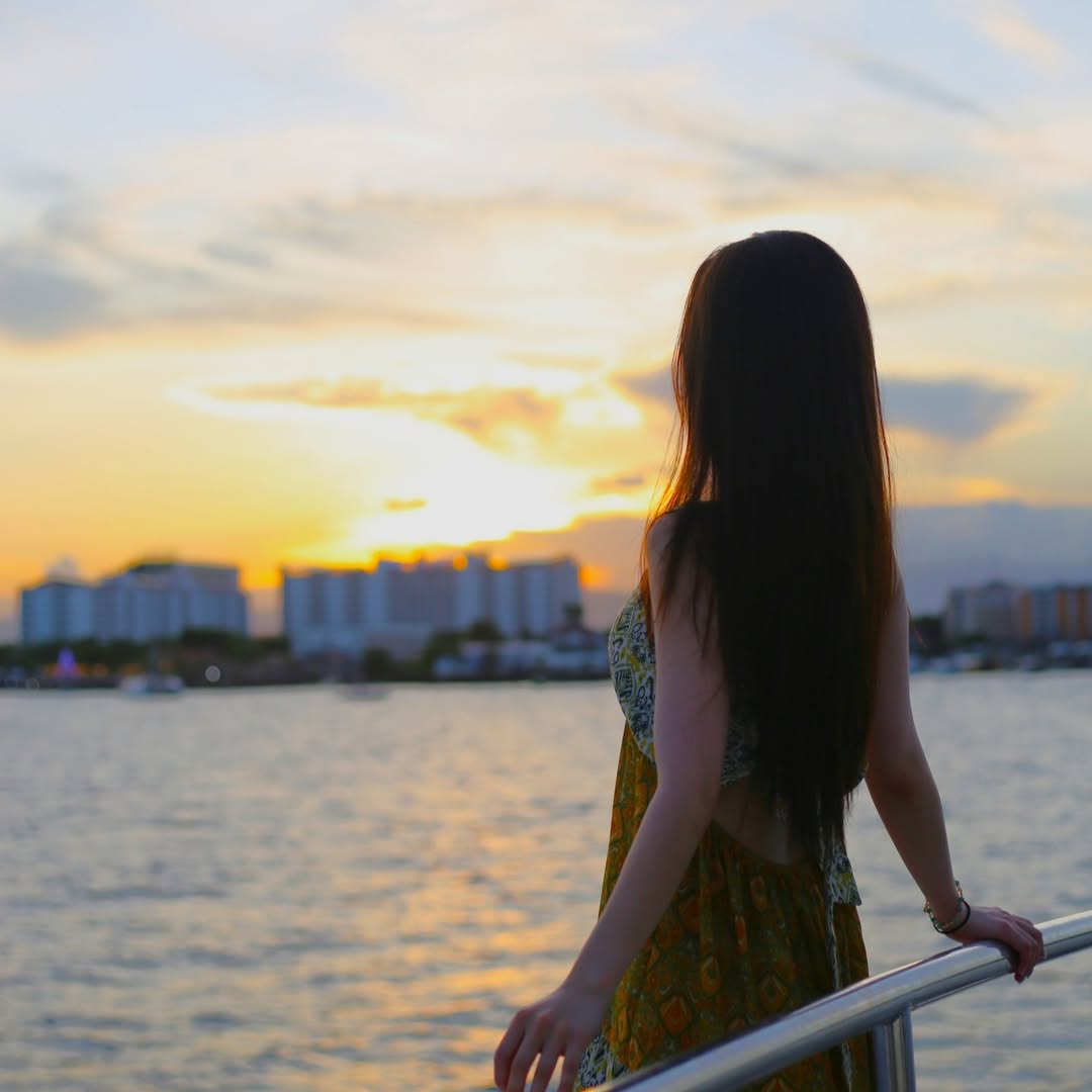 세부 더마크 로맨틱 선셋 요트 크루즈 투어