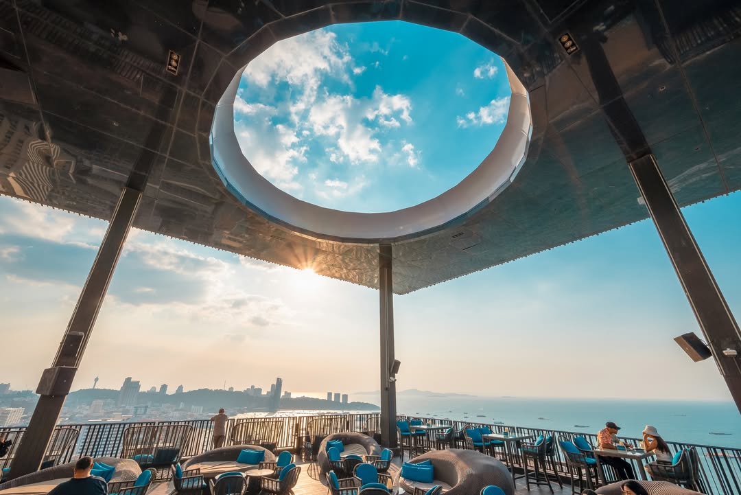 ヒルトン パタヤ ドリフト ラウンジ バー アフタヌーンティー