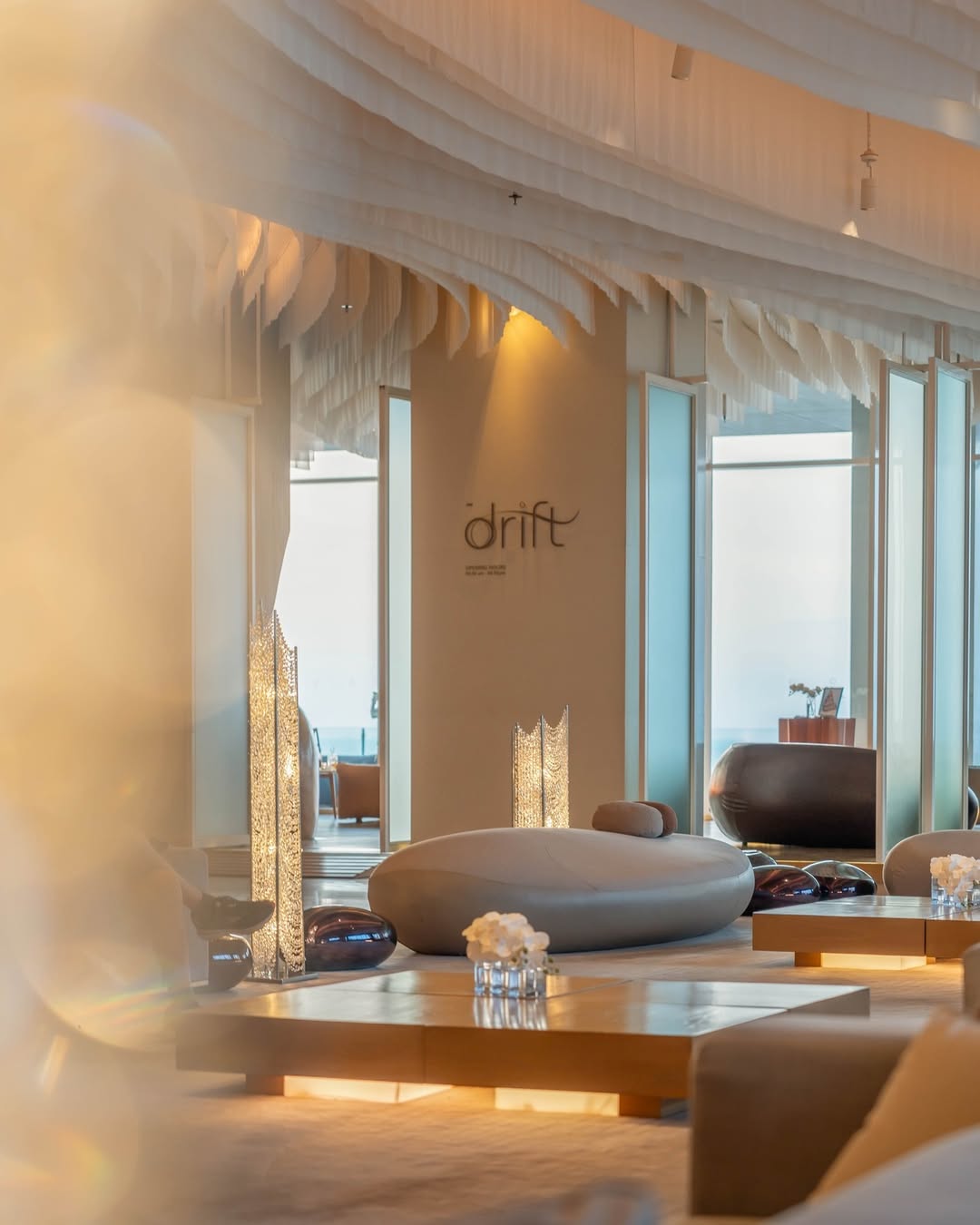 ヒルトン パタヤ ドリフト ラウンジ バー アフタヌーンティー