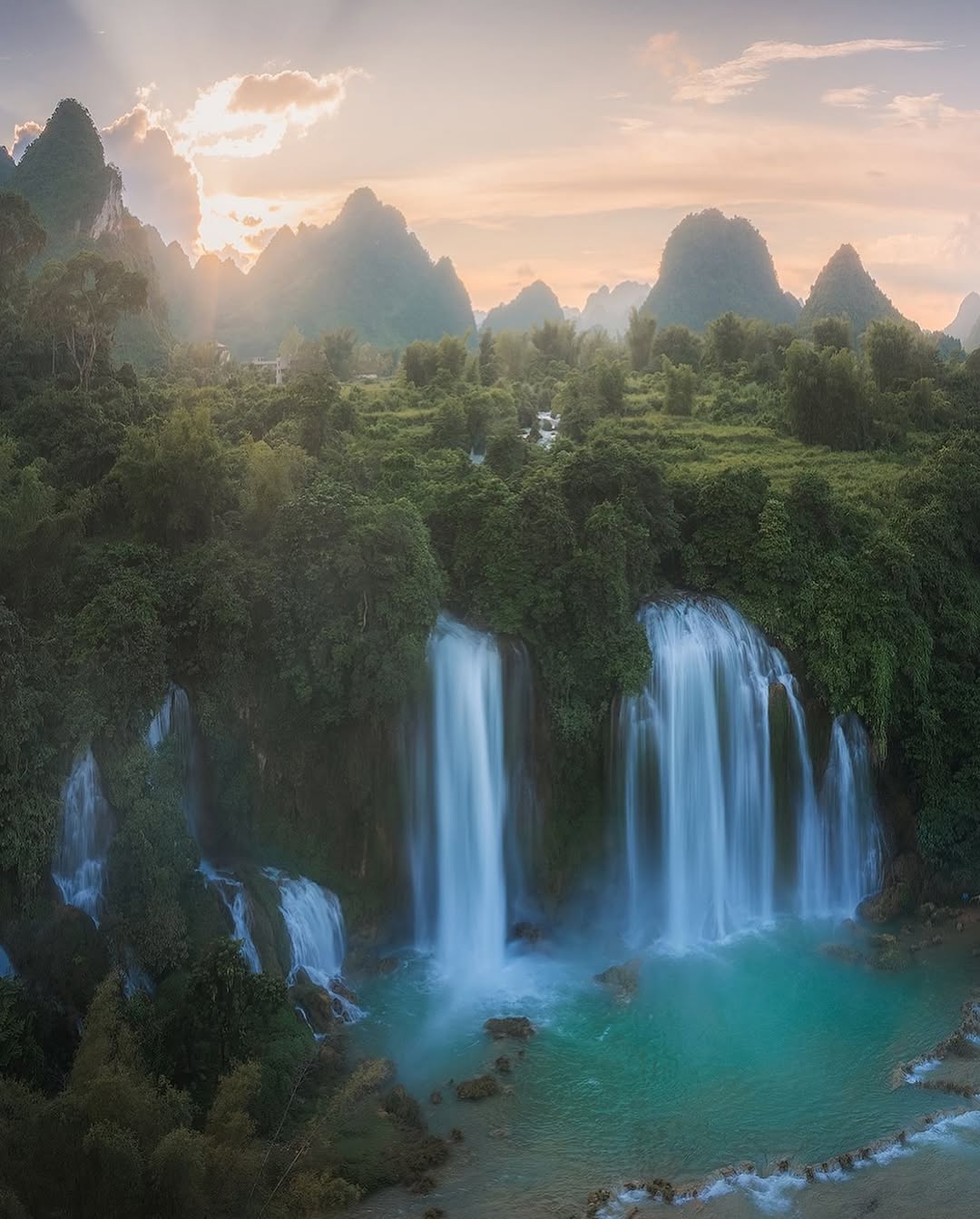 [1박2일] 하노이 출발: 까오방 반족 폭포를 만나는 투어